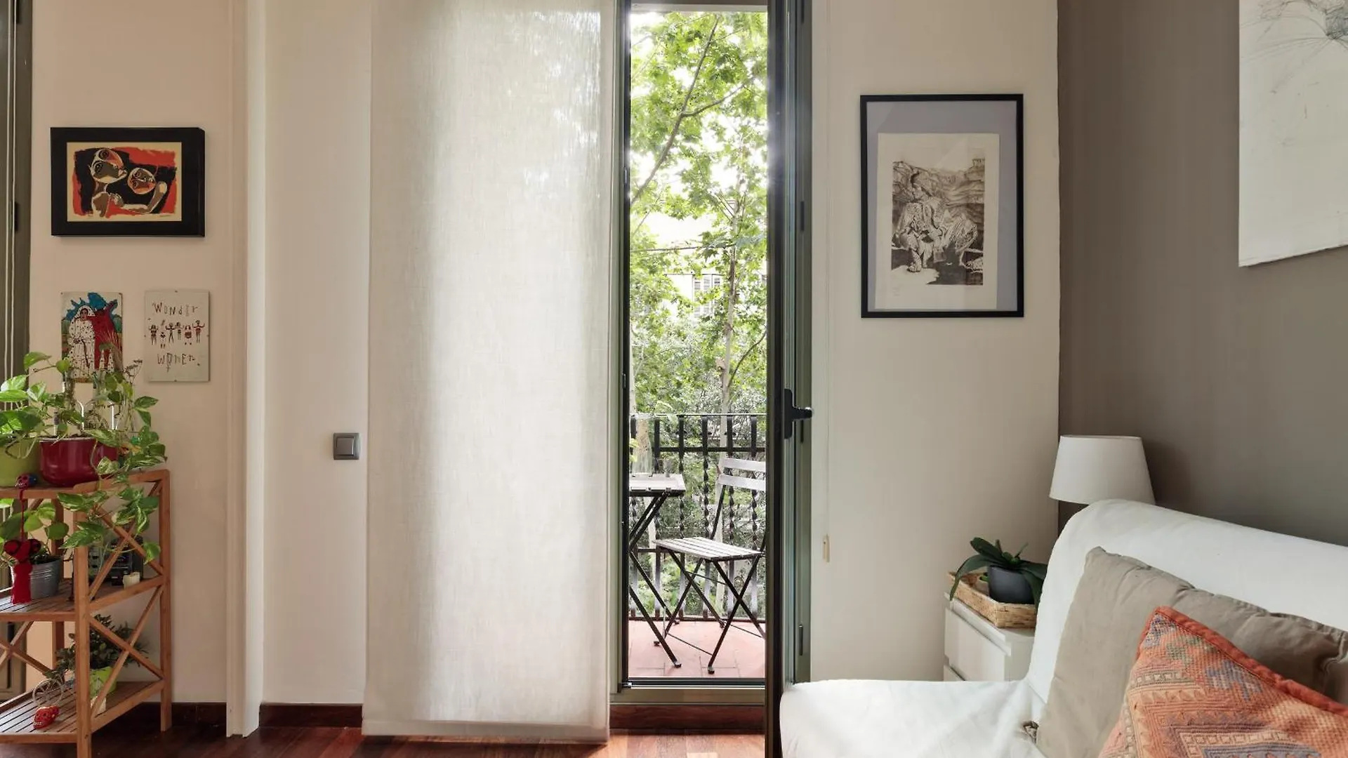 Frida By Enjoyapartments Barcelona 0*,