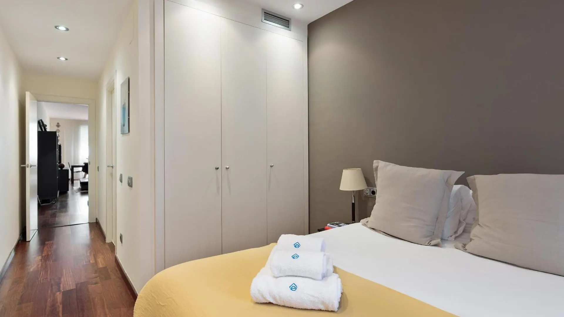 Frida By Enjoyapartments Barcelona Apartment