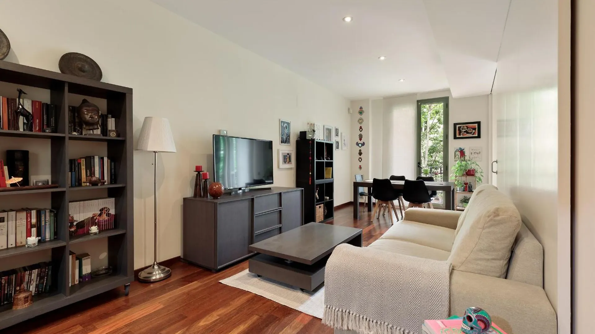 Frida By Enjoyapartments Barcelona 0*,